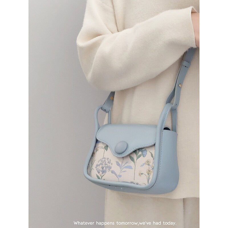 Cute Minimalist Look Bag